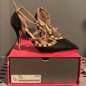 Shoedazzle Erin Studded Heel
